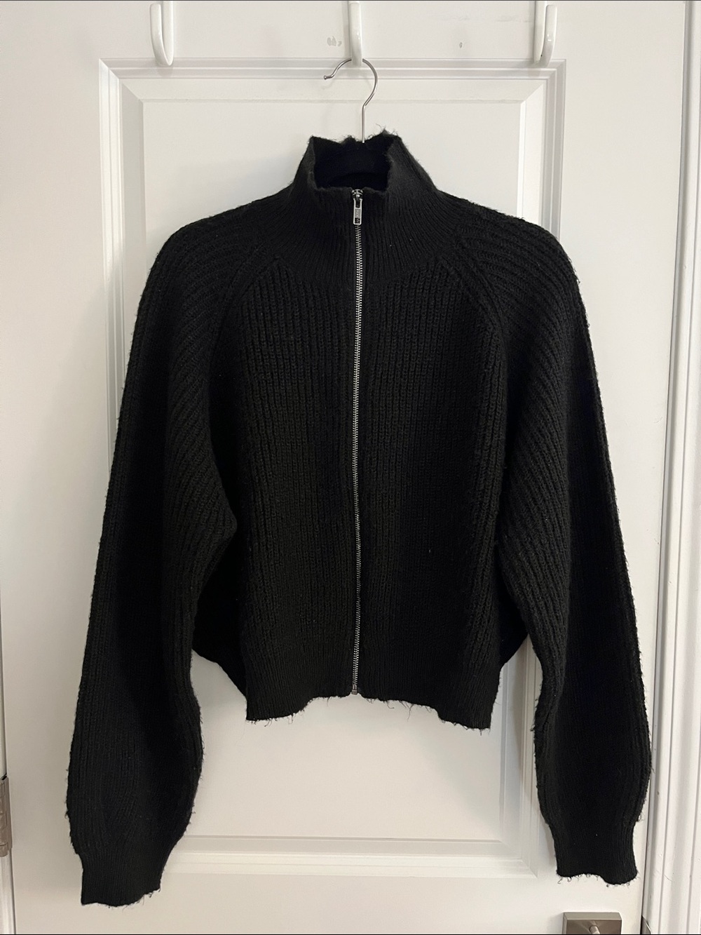 COLLUSION Unisex Zip Up Cardigan in Black